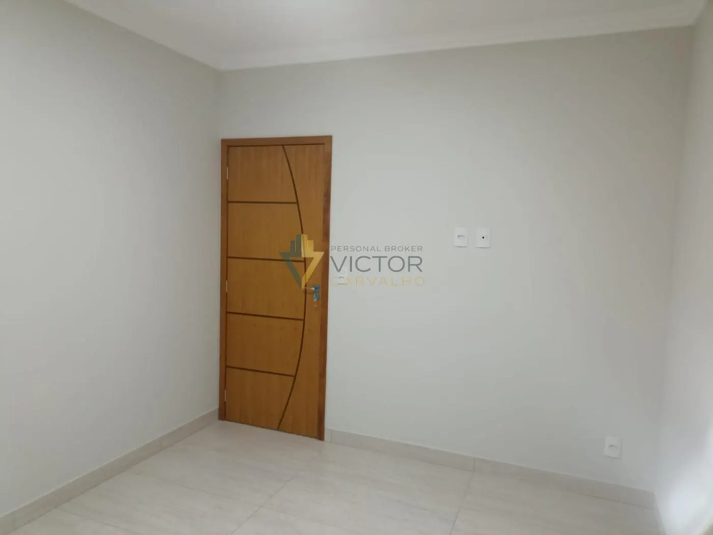 Casa em SÃO JOSÉ OPERÁRIO · Ref. Casa — foto 2
