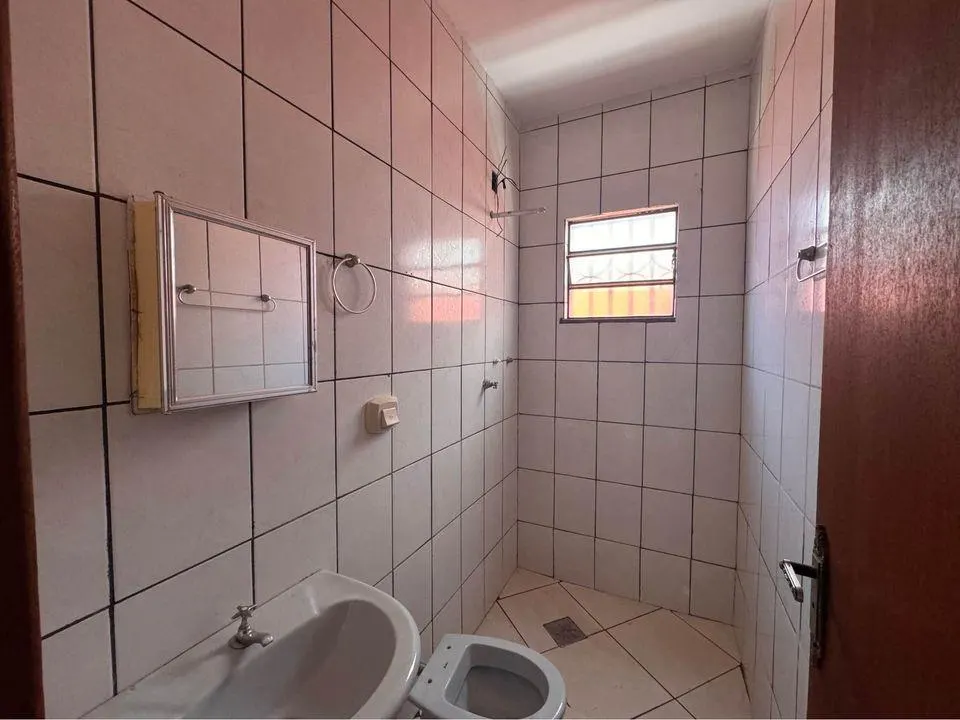 Casa em Fábricas · Ref. Casa — foto 4